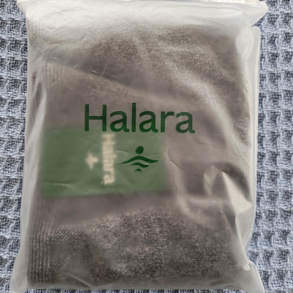 HALARA Seamless Flow High Waisted Butt Lifting Leggings - Picture 8 of 8